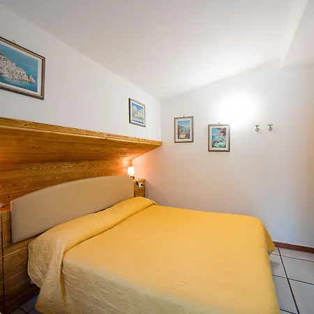 Il Roseto ベッド・アンド・ブレックファスト ラヴェッロ