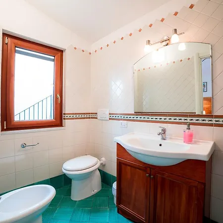 Il Roseto 3* ラヴェッロ