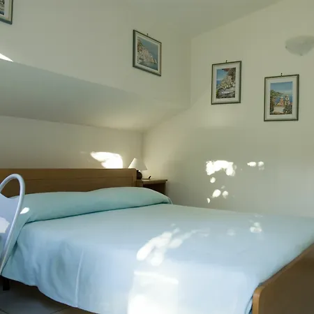 ベッド・アンド・ブレックファスト Il Roseto ラヴェッロ